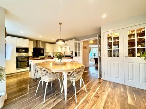 Photo 14- click for photo gallery